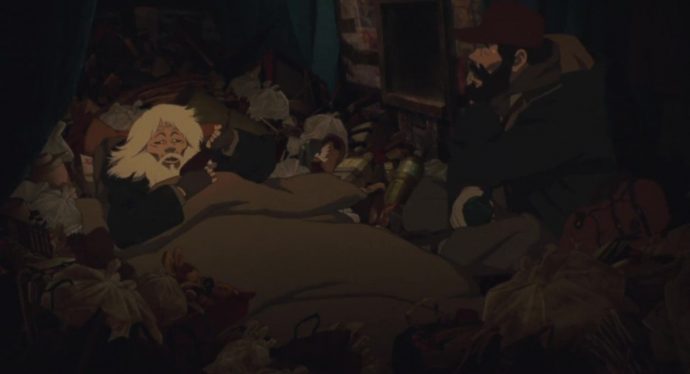 Momento comovente de "Tokyo Godfathers", onde Gin observa um idoso deitado no chão, o espaço está cheio de sacos de lixo e outros objetos